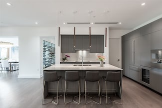 2710 Steel St Unit 301, Houston, TX 77098