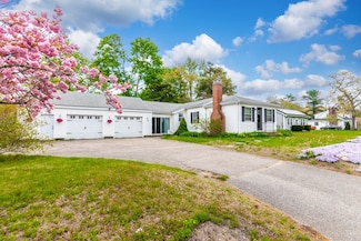 1003 Point Rd, Marion, MA 02738