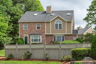 5 Brookfield Dr Unit B, Groton, MA 01450