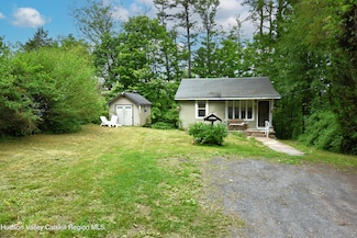 12 Hauns Hill Rd, Saugerties, NY 12477