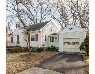 288 Wilson Ave, Quincy, MA 02170