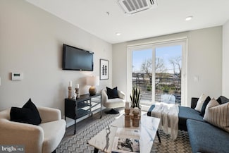 3449 Scotts Ln Unit A202, Philadelphia, PA 19129