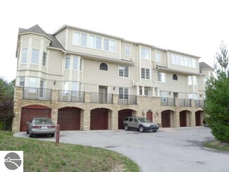 712 N Dockside Cir Unit G-4(A & C), Suttons Bay, MI 49682