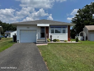 28 Cheddar Pink Cove, Toms River, NJ 08755