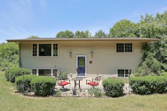 S89W37490 Cth Rd N, Eagle, WI 53119