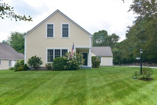 38 Twin Brooks Dr, South Easton, MA 02375