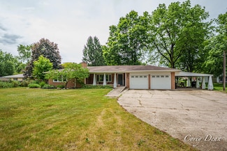 1555 W Ellis Ave, Belding, MI 48809