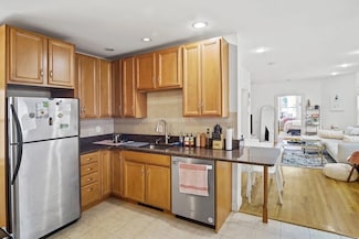 164 L St Unit 2, Boston, MA 02127