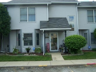 6068 Virginia St, Merrillville, IN 46410