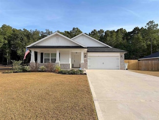 4578 Red Oak Dr, Milton, FL 32583