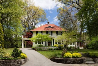 143 Ridge Ave, Newton Center, MA 02459