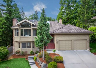 16717 NE 41st St, Redmond, WA 98052