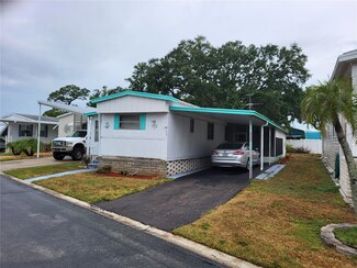 9790 66th St N Unit 401, Pinellas Park, FL 33782