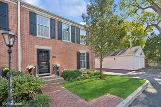 909 Westerfield Dr, Wilmette, IL 60091