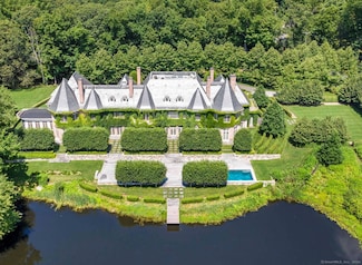 266 Michigan Rd, New Canaan, CT 06840
