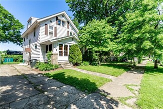1460 Beardsley St, Akron, OH 44301
