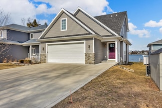 342 Wyoming Ave, Brooklyn, MI 49230