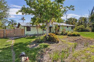 7321 Pomegranate Dr, Bokeelia, FL 33922