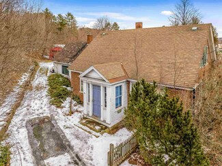 45 School St, Plainfield, VT 05667