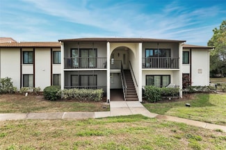 1882 Pine Ridge Way W Unit E1, Palm Harbor, FL 34684