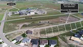 525 Marble Dr, Bismarck, ND 58503