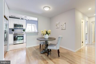 11611 Vantage Hill Rd Unit 21B, Reston, VA 20190
