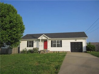 1027 Bush Ave, Oak Grove, KY 42262