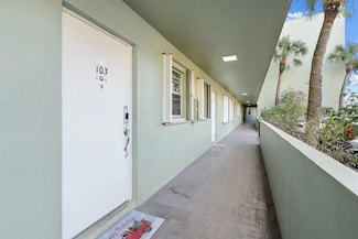 1638 Embassy Dr Unit 103, West Palm Beach, FL 33401