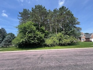 0 Red Pine Ct, Portage, WI 53901