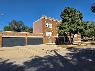 4252 Prescott Ave, Lyons, IL 60534