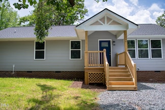 1006 S 2nd Ave, Siler City, NC 27344