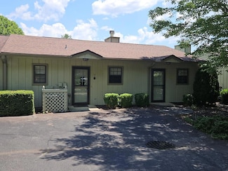 24C Mint Lake Ct W, Franklin, NC 28734