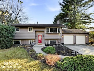 4361 Peck Rd, Port Huron, MI 48060