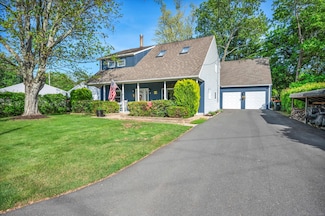 9 Cheryl Ave, Wallingford, CT 06492