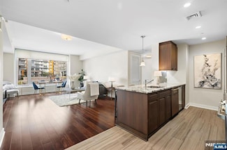 1000 Ave at Port Imperial Unit 403, Weehawken, NJ 07086