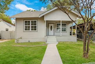 2634 E Houston St, San Antonio, TX 78202