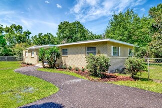 2054 Deerwood Rd, Seffner, FL 33584