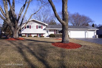 28W540 Leverenz Rd, Naperville, IL 60564