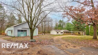 7118 Irish Rd, Millington, MI 48746