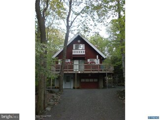 46 & 47 Lakeview Terrace, Canadensis, PA 18325