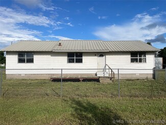 116 5th St, Coleman, OK 73432