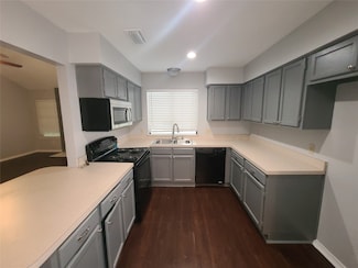 2442 Hallmark St, Grand Prairie, TX 75052