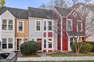 2110 Whisperwood Glen Ln, Reston, VA 20191