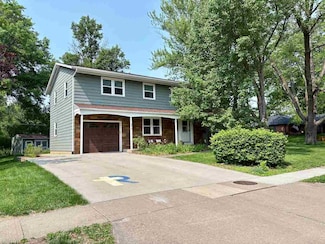 2416 Mayfield Rd, Iowa City, IA 52245