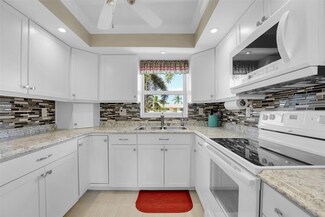 2894 Crosley Dr E Unit H, West Palm Beach, FL 33415