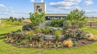 3111 Rio Grande Cir, Cresson, TX 76035