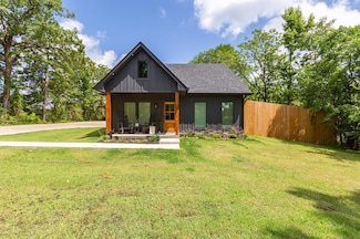 190 Whitehead Dr, Diboll, TX 75941