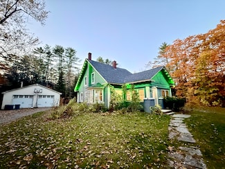 7 Old Lewiston Rd, North Monmouth, ME 04265