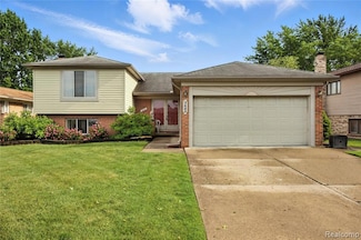 3422 Gloucester Dr, Sterling Heights, MI 48310