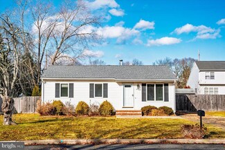 172 Liberty Ave, Manahawkin, NJ 08050